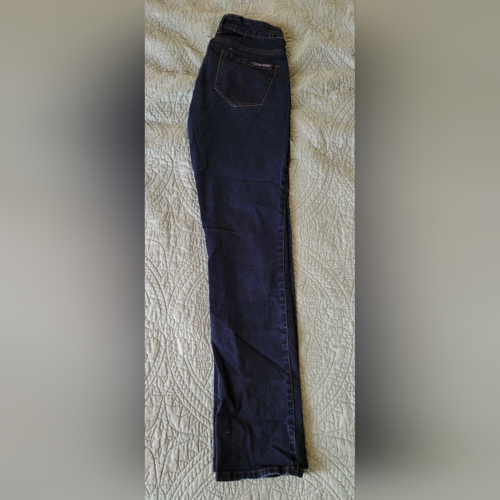 Calvin Klein straigjt leg jeans.